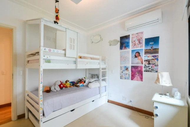 Imagem Imóvel com 4 Quartos à Venda, 172 m² em Moema - São Paulo Imagem Imóvel com 4 Quartos à Venda, 172 m² em Moema - São Paulo