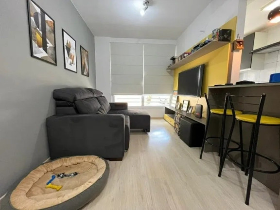 Imagem Apartamento com 2 Quartos à Venda, 53 m² em Santo Antônio - Porto Alegre Imagem Apartamento com 2 Quartos à Venda, 53 m² em Santo Antônio - Porto Alegre