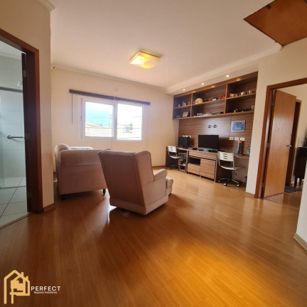 Imagem Casa com 1 Quarto à Venda, 240 m² em Jardim Maria Augusta - Taubaté Imagem Casa com 1 Quarto à Venda, 240 m² em Jardim Maria Augusta - Taubaté