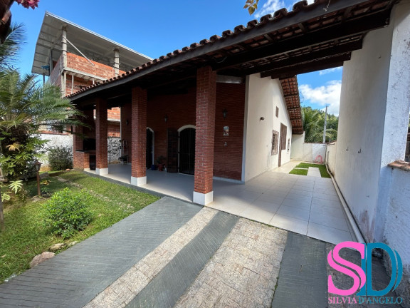 Imagem Casa com 3 Quartos à Venda, 129 m² em Perequê Mirim - Ubatuba Imagem Casa com 3 Quartos à Venda, 129 m² em Perequê Mirim - Ubatuba