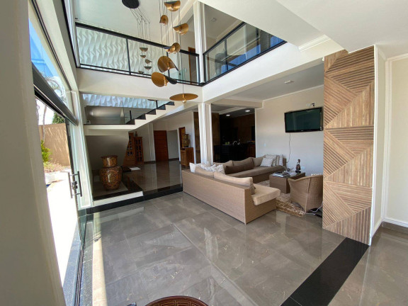 Imagem Sobrado com 4 Quartos à Venda, 570 m² em Vila Santista - Atibaia
