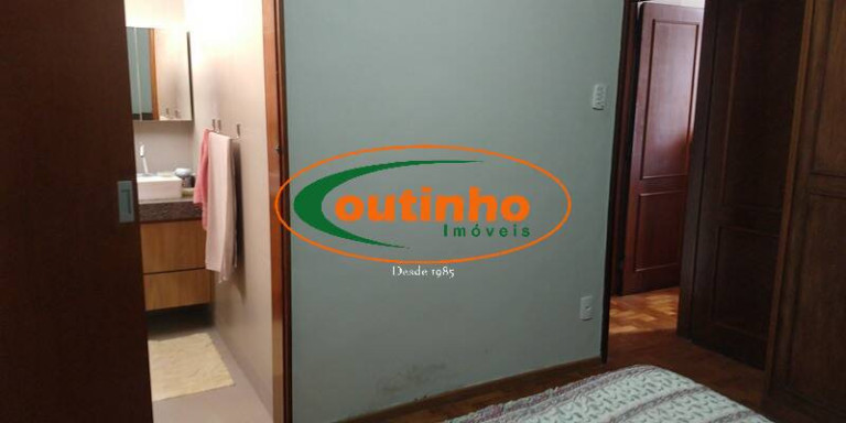 Imagem Apartamento com 3 Quartos à Venda, 127 m² em Grajaú - Rio De Janeiro Imagem Apartamento com 3 Quartos à Venda, 127 m² em Grajaú - Rio De Janeiro