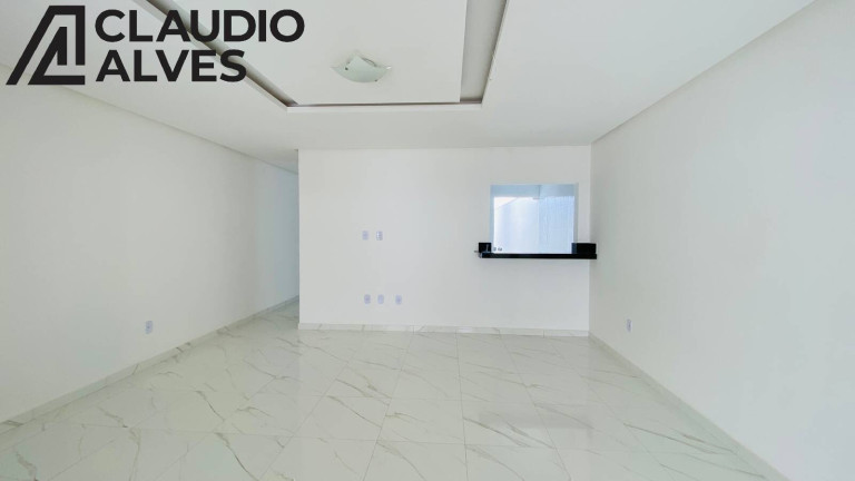 Imagem Casa com 3 Quartos à Venda, 88 m² em Parque Ipê - Feira De Santana