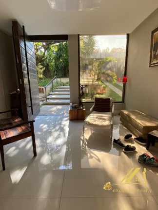 Imagem Imóvel com 5 Quartos à Venda, 750 m² em Piatã - Salvador Imagem Imóvel com 5 Quartos à Venda, 750 m² em Piatã - Salvador