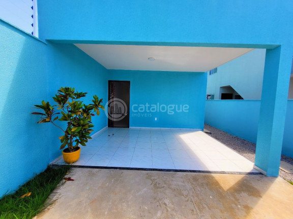 Imagem Casa com 3 Quartos à Venda, 225 m² em Nova Esperança - Parnamirim