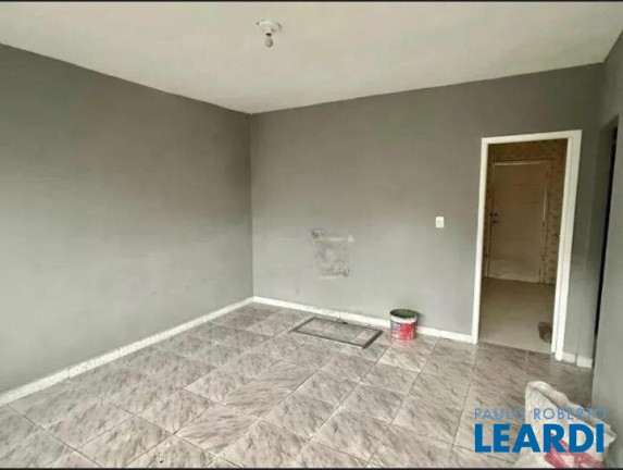 Imagem Casa com 2 Quartos para Alugar, 88 m² em Utinga - Santo André Imagem Casa com 2 Quartos para Alugar, 88 m² em Utinga - Santo André
