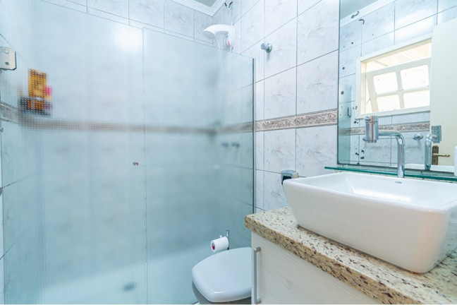 Imagem Casa com 3 Quartos à Venda, 228 m² em Niterói - Canoas