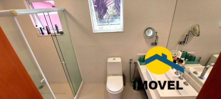 Imagem Casa de Condomínio com 3 Quartos à Venda, 220 m² em Itaipu - Niterói Imagem Casa de Condomínio com 3 Quartos à Venda, 220 m² em Itaipu - Niterói
