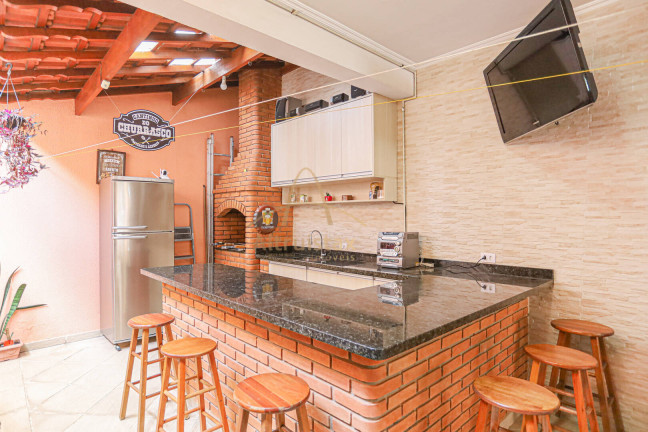 Imagem Casa com 3 Quartos à Venda, 243 m² em Umuarama - Osasco