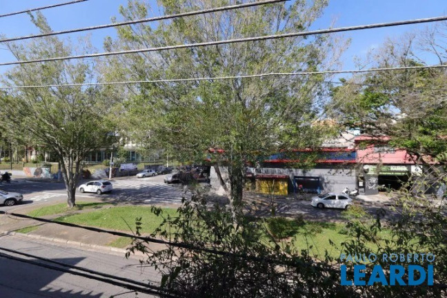 Casa com 3 Quartos para Alugar, 200 m² em Jardim Cristiane - Santo André