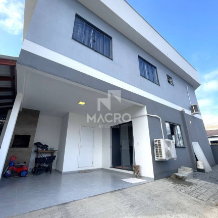 Imagem Casa com 3 Quartos à Venda, 124 m² em Nereu Ramos - Jaraguá Do Sul