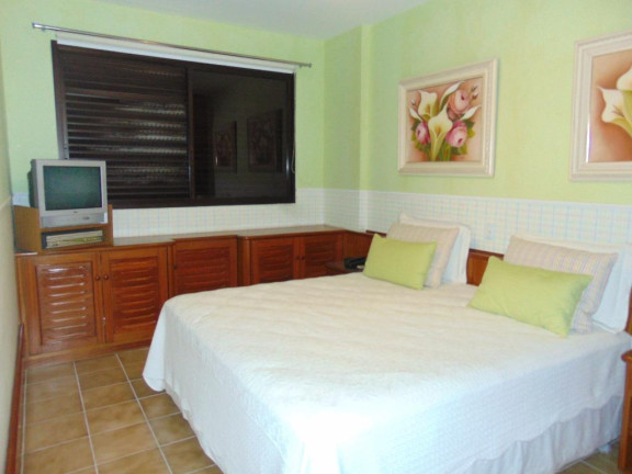 Imagem Apartamento com 3 Quartos à Venda, 140 m² em Pitangueiras - Guarujá Imagem Apartamento com 3 Quartos à Venda, 140 m² em Pitangueiras - Guarujá