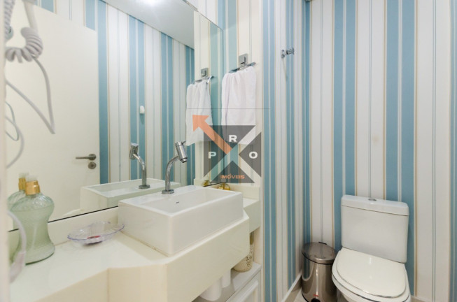 Imagem Imóvel com 3 Quartos à Venda, 175 m² em Pitangueiras - Guarujá Imagem Imóvel com 3 Quartos à Venda, 175 m² em Pitangueiras - Guarujá