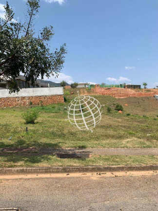 Terreno à Venda, 702 m² em Condomínio Itaporã - Atibaia