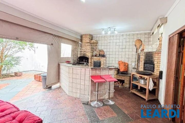 Imagem Sobrado com 3 Quartos à Venda, 338 m² em Campestre - Santo André