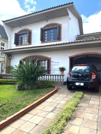 Casa com 3 Quartos à Venda, 244 m² em Cavalhada - Porto Alegre