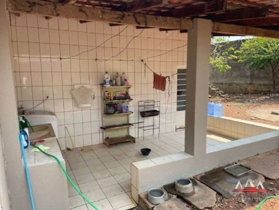 Imagem Casa com 4 Quartos à Venda, 900 m² em Jardim Califórnia - Cuiabá