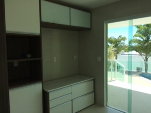 Imagem Casa à Venda, em Centro - Camaçari Imagem Casa à Venda, em Centro - Camaçari