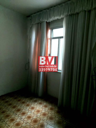 Imagem Casa com 2 Quartos à Venda, 130 m² em Vila Da Penha - Rio De Janeiro Imagem Casa com 2 Quartos à Venda, 130 m² em Vila Da Penha - Rio De Janeiro