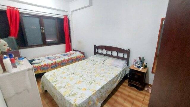 Imagem Casa com 1 Quarto à Venda, 230 m² em Centro - Peruíbe