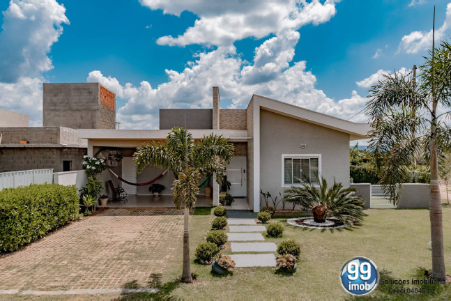 Imagem Casa com 3 Quartos à Venda, 284 m² em Ninho Verde Ii - Pardinho Imagem Casa com 3 Quartos à Venda, 284 m² em Ninho Verde Ii - Pardinho
