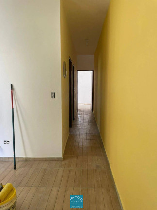 Imagem Casa com 2 Quartos à Venda, 69 m²