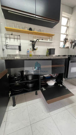 Imagem Imóvel com 2 Quartos à Venda, 52 m² em Camorim - Rio De Janeiro Imagem Imóvel com 2 Quartos à Venda, 52 m² em Camorim - Rio De Janeiro
