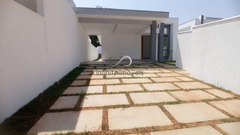 Imagem Casa com 3 Quartos à Venda, 510 m² em Várzea - Lagoa Santa Imagem Casa com 3 Quartos à Venda, 510 m² em Várzea - Lagoa Santa