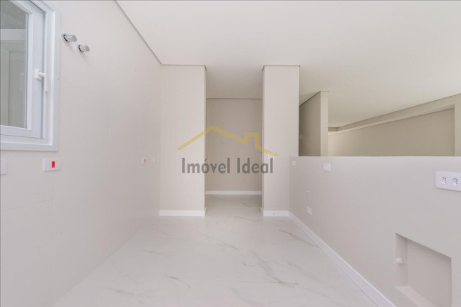 Imagem Casa com 4 Quartos à Venda, 318 m² em São Braz - Curitiba Imagem Casa com 4 Quartos à Venda, 318 m² em São Braz - Curitiba