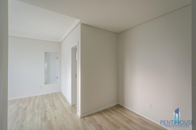 Imagem Apartamento com 3 Quartos à Venda, 130 m² em Centro - Balneário Camboriú Imagem Apartamento com 3 Quartos à Venda, 130 m² em Centro - Balneário Camboriú