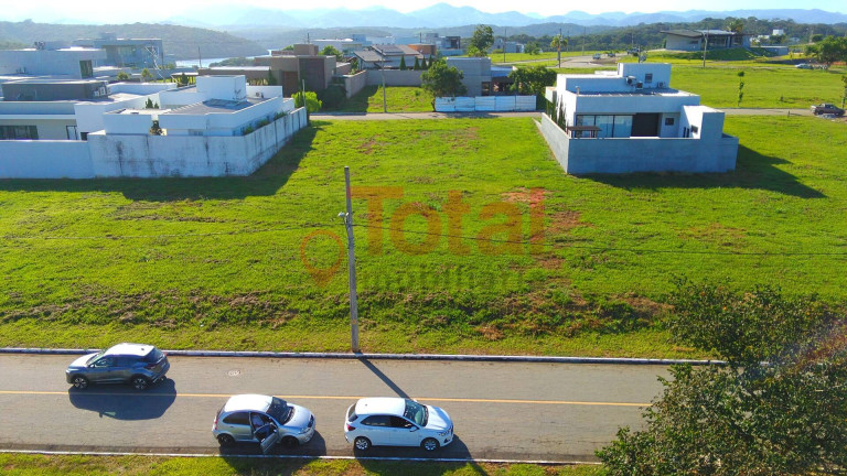 Imagem Terreno à Venda, 450 m² em Ipatinga
