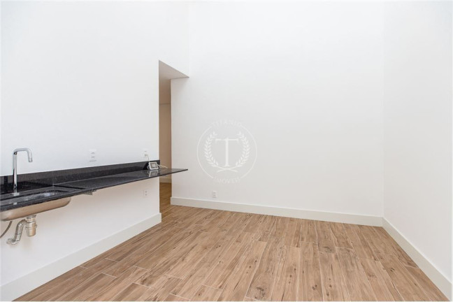 Imagem Casa com 3 Quartos à Venda, 324 m² em Vila Monumento - São Paulo