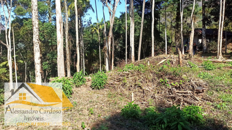 Imagem Terreno à Venda, 2.200 m² em Centro - Nova Friburgo Imagem Terreno à Venda, 2.200 m² em Centro - Nova Friburgo
