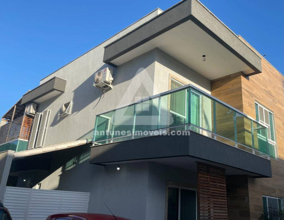 Casa com 4 Quartos à Venda, 150 m² em Palmeiras - Cabo Frio
