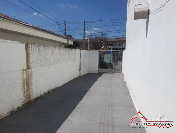 Imagem Casa com 3 Quartos à Venda, 300 m² em Jardim Jacinto - Jacareí Imagem Casa com 3 Quartos à Venda, 300 m² em Jardim Jacinto - Jacareí
