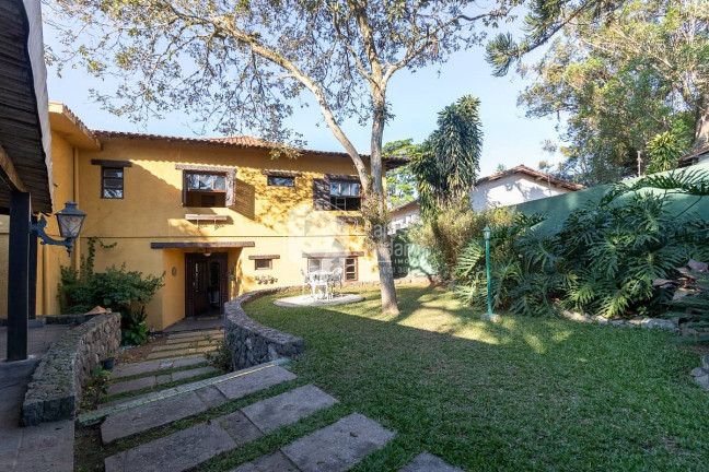 Imagem Sobrado com 5 Quartos à Venda, 650 m² em Guarapiranga - São Paulo Imagem Sobrado com 5 Quartos à Venda, 650 m² em Guarapiranga - São Paulo