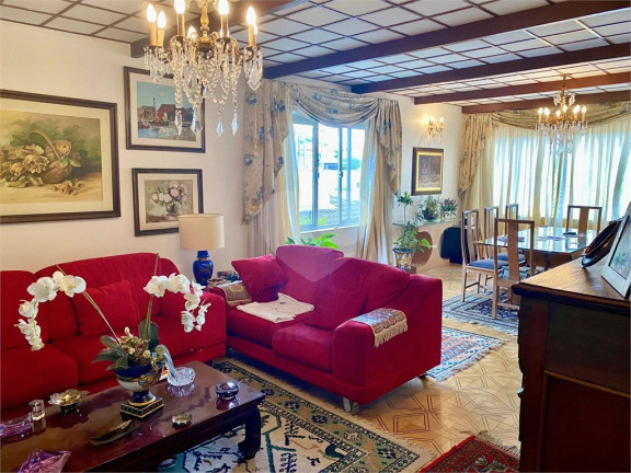 Imagem Sobrado com 4 Quartos à Venda, 280 m² em Pacaembu - São Paulo