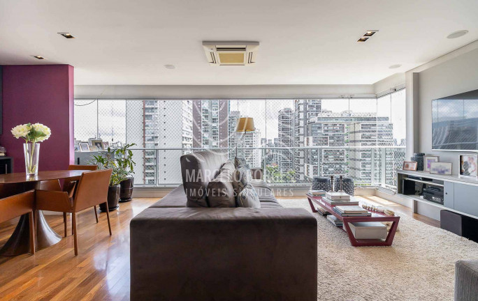 Apartamento com 3 Quartos à Venda, 138 m² em Brooklin Paulista - São Paulo