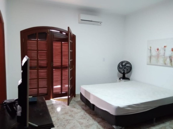 Imagem Casa com 4 Quartos à Venda, 270 m² em Flórida - Praia Grande Imagem Casa com 4 Quartos à Venda, 270 m² em Flórida - Praia Grande