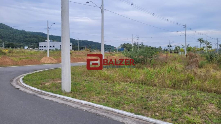 Imagem Terreno à Venda, 459 m² em Vargem Grande - Florianópolis Imagem Terreno à Venda, 459 m² em Vargem Grande - Florianópolis