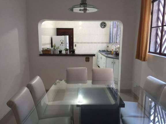 Sobrado com 6 Quartos à Venda, 168 m² em Parque Jabaquara - São Paulo