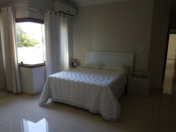 Imagem Casa com 4 Quartos à Venda, 238 m² em Parque Rosário - Campos Dos Goytacazes