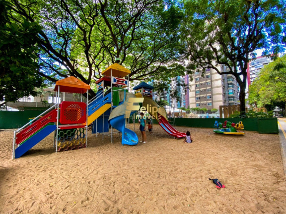 Imagem Imóvel com 4 Quartos à Venda, 180 m² em Mata Da Praia - Vitória Imagem Imóvel com 4 Quartos à Venda, 180 m² em Mata Da Praia - Vitória