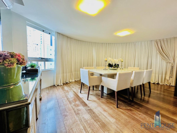 Imagem Apartamento com 3 Quartos à Venda, 135 m² em Centro - Balneário Camboriú Imagem Apartamento com 3 Quartos à Venda, 135 m² em Centro - Balneário Camboriú