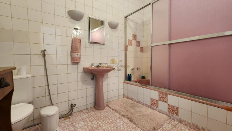 Imagem Casa com 5 Quartos à Venda, 550 m² em Cruzeiro - Teresópolis