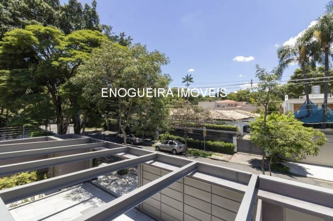 Imagem Sobrado com 4 Quartos à Venda, 370 m² em Alto De Pinheiros - São Paulo