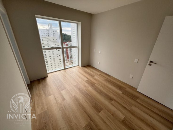 Imagem Apartamento com 4 Quartos à Venda, 150 m² em Pioneiros - Balneário Camboriú