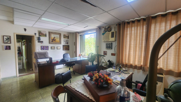 Imagem Casa com 5 Quartos à Venda, 500 m² em Embaré - Santos