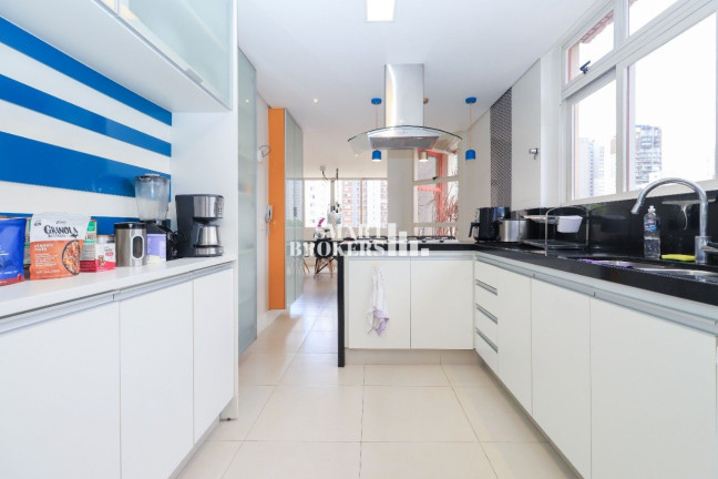 Imagem Apartamento com 2 Quartos à Venda, 204 m² em Pinheiros - São Paulo Imagem Apartamento com 2 Quartos à Venda, 204 m² em Pinheiros - São Paulo