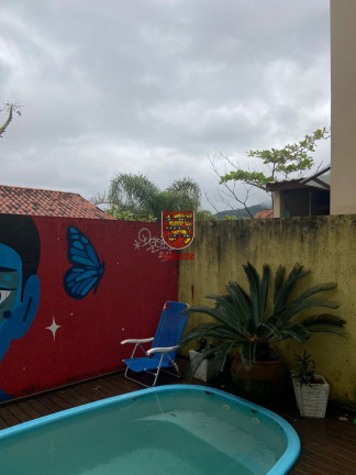 Imagem Casa com 3 Quartos à Venda, 100 m² em São João Do Rio Vermelho - Florianópolis Imagem Casa com 3 Quartos à Venda, 100 m² em São João Do Rio Vermelho - Florianópolis